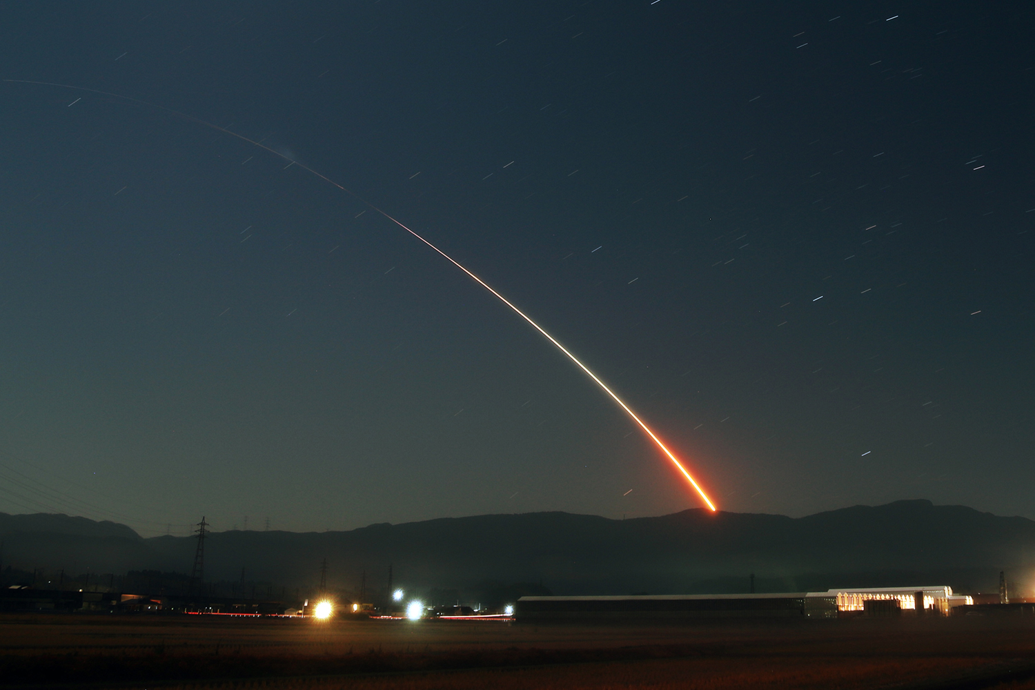 『H-�UAロケット45号機の打ち上げ』(2021年12月23日)