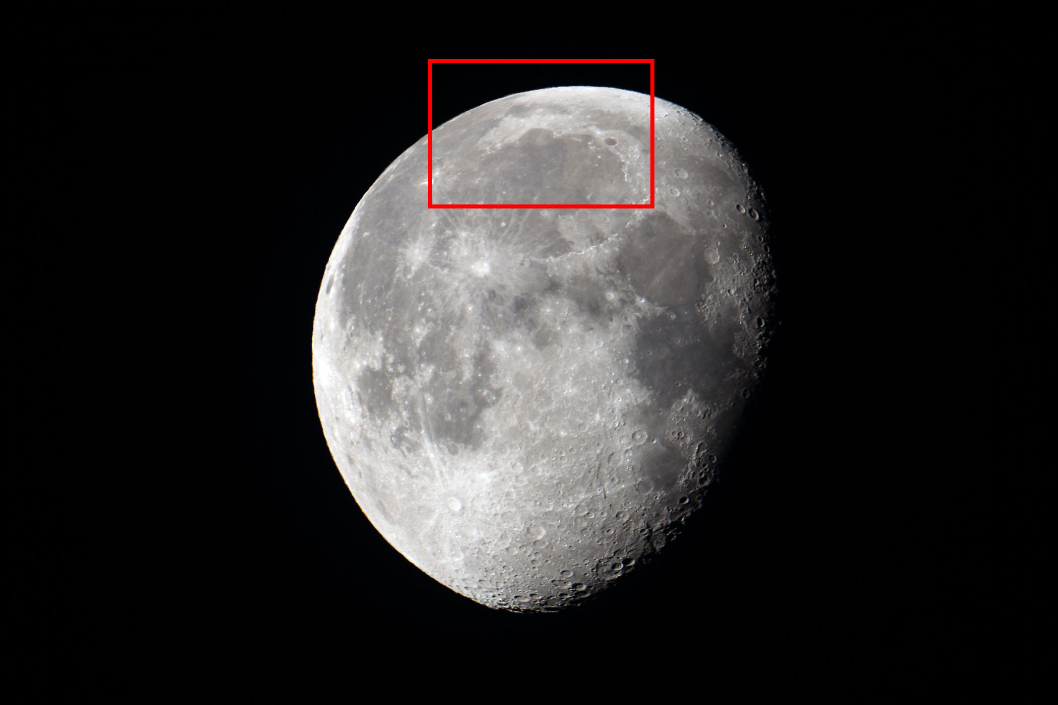 『月（月齢18.1）虹の入り江・プラトン付近の位置』(2023年9月3日)