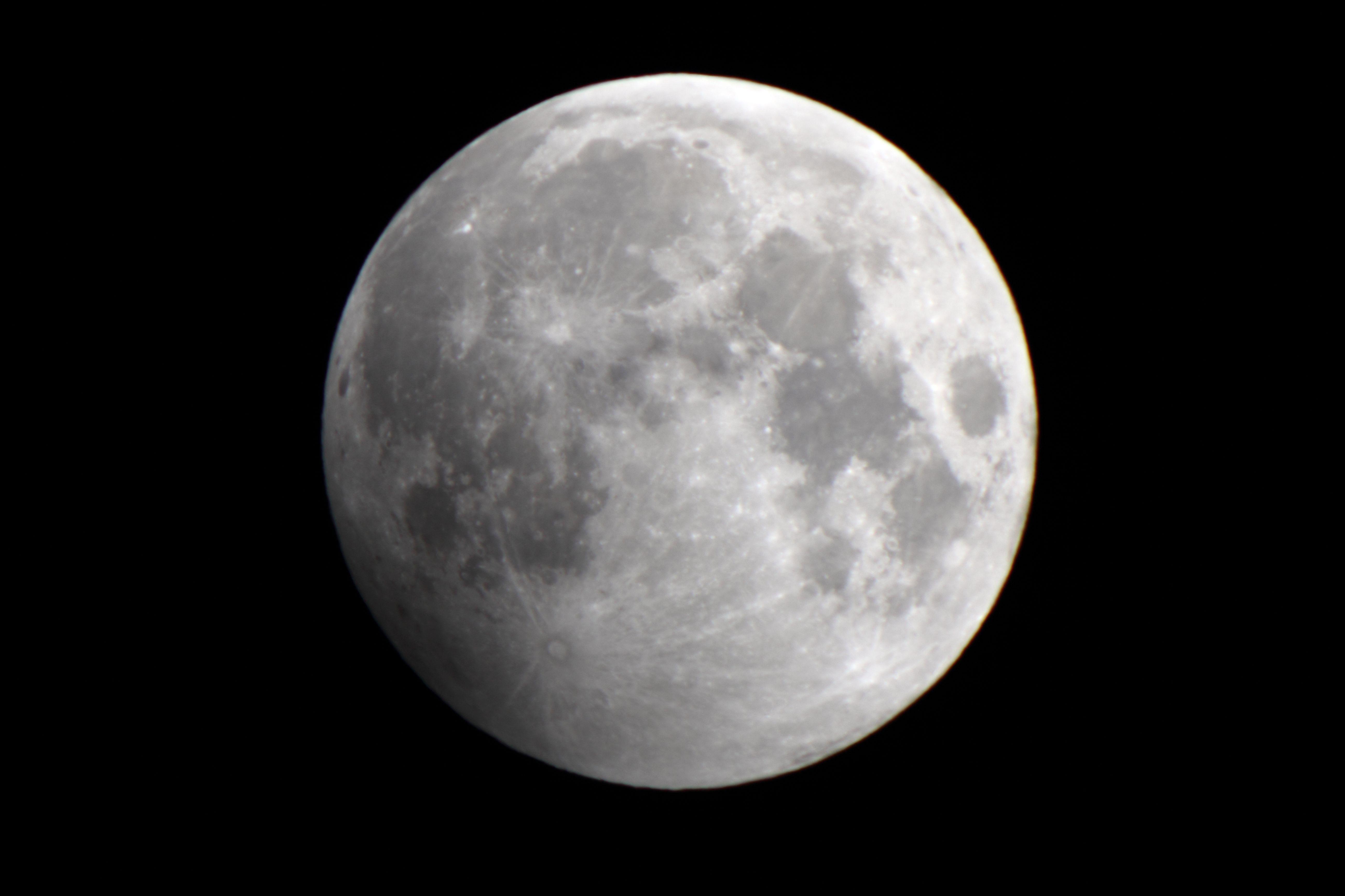 『半影月食(1)（月齢14.1）』(2023年10月29日)