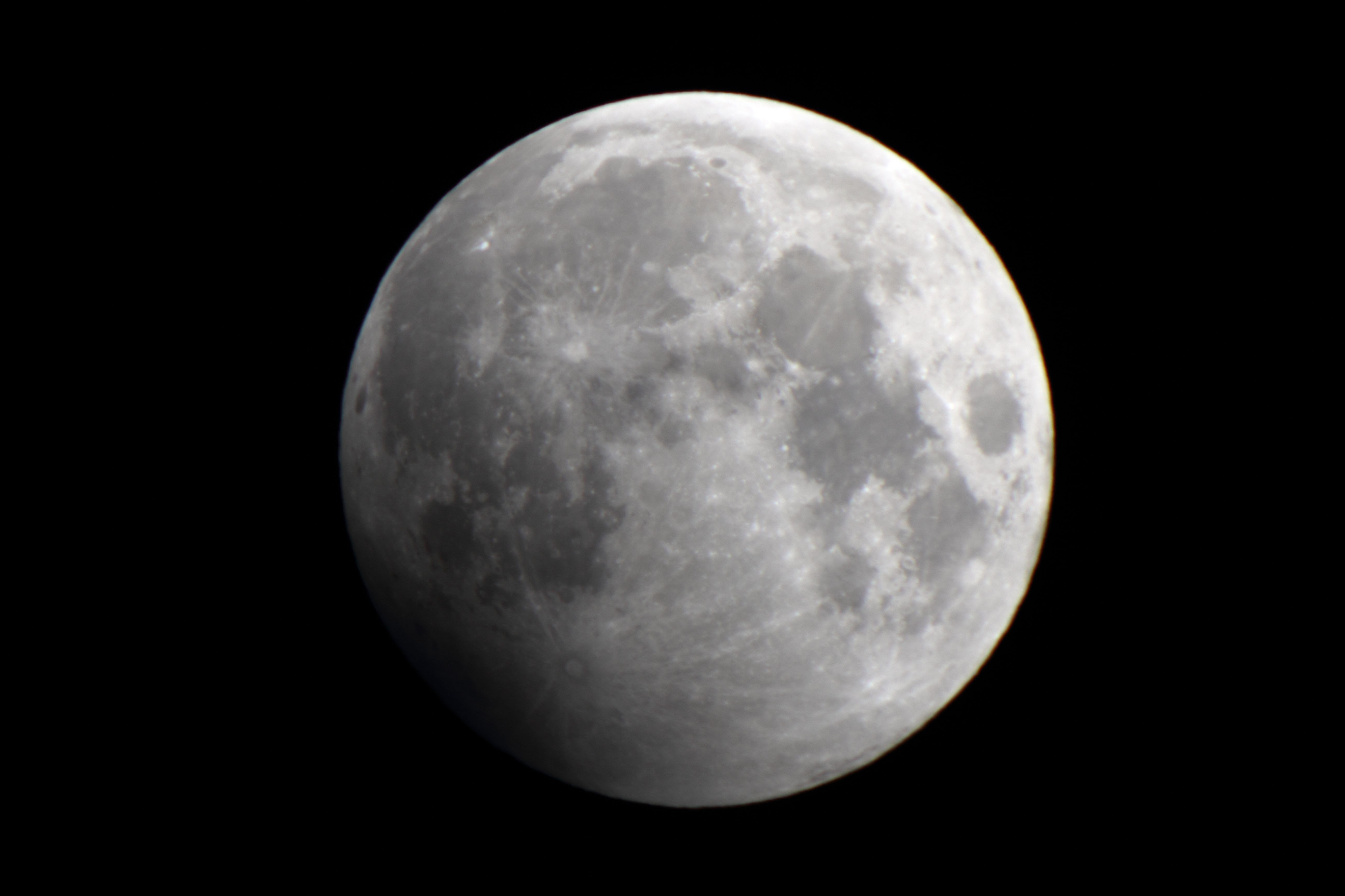 『半影月食(2)（月齢14.1）』(2023年10月29日)