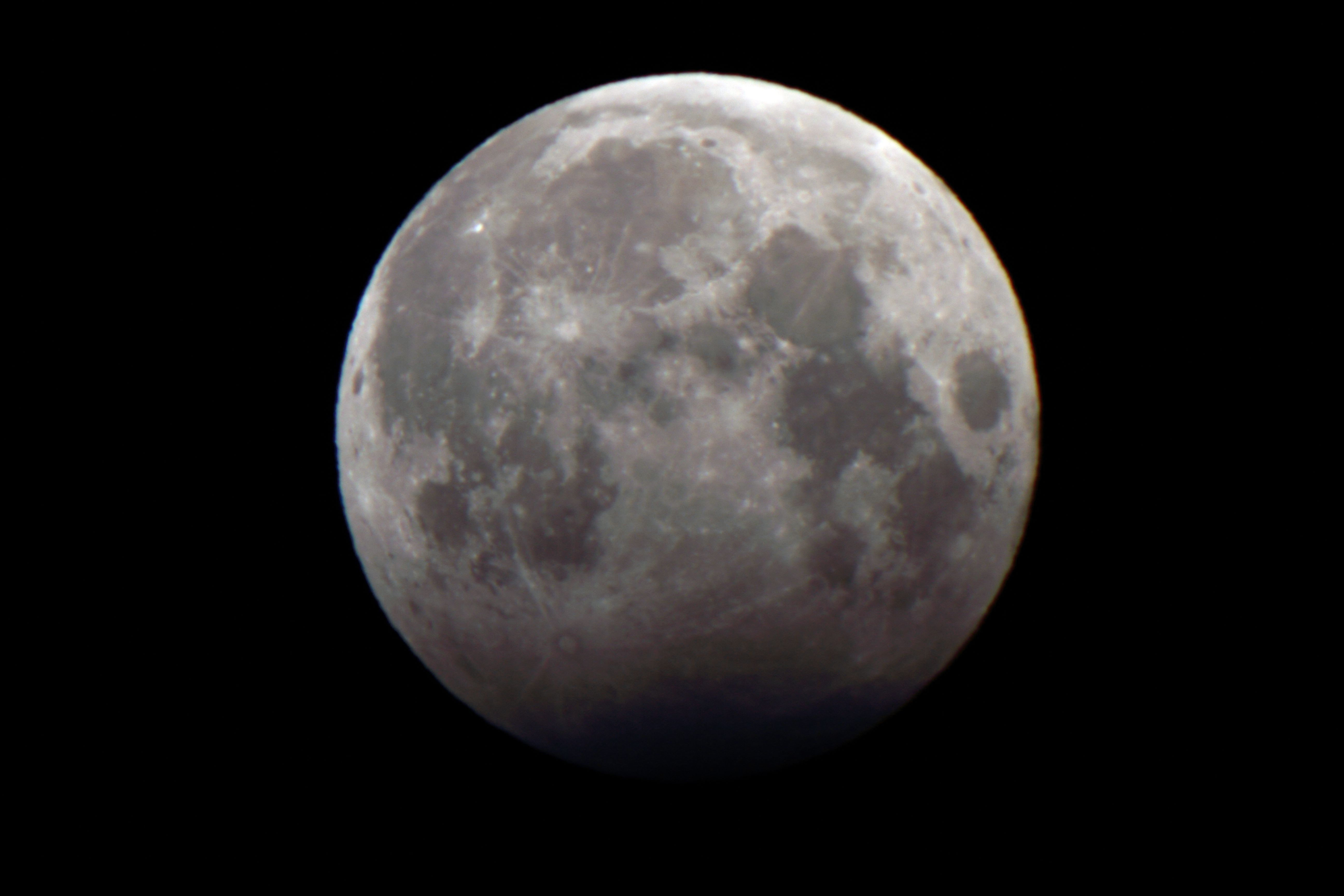 『半影月食(3)（月齢14.1）』(2023年10月29日)