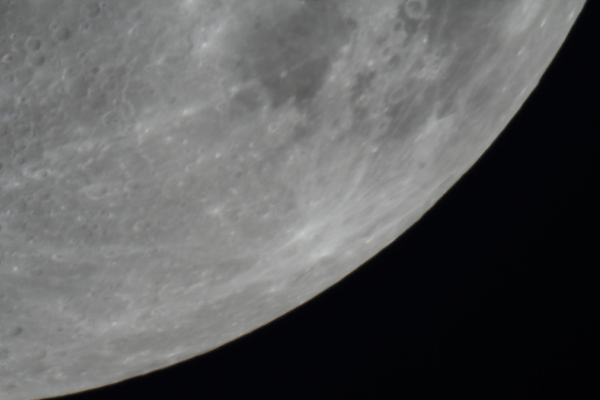 『月(月齢10.7)神酒の海付近』(2025年10月2日)