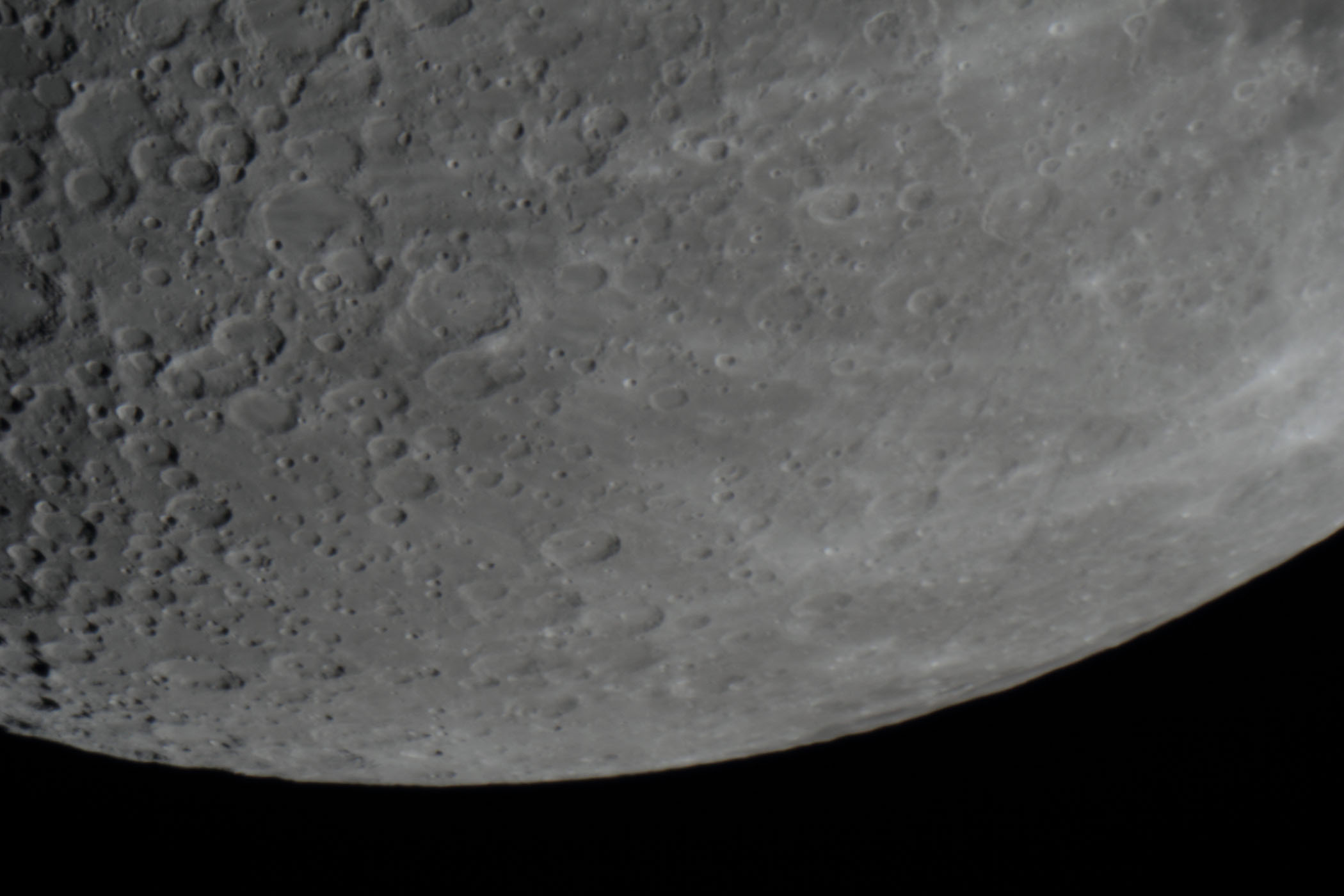 『月(月齢9.2)シュテフラー付近』(2025年11月29)