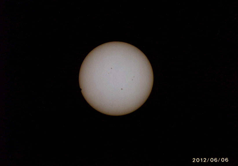 2012.6.6 金星の太陽面経過1