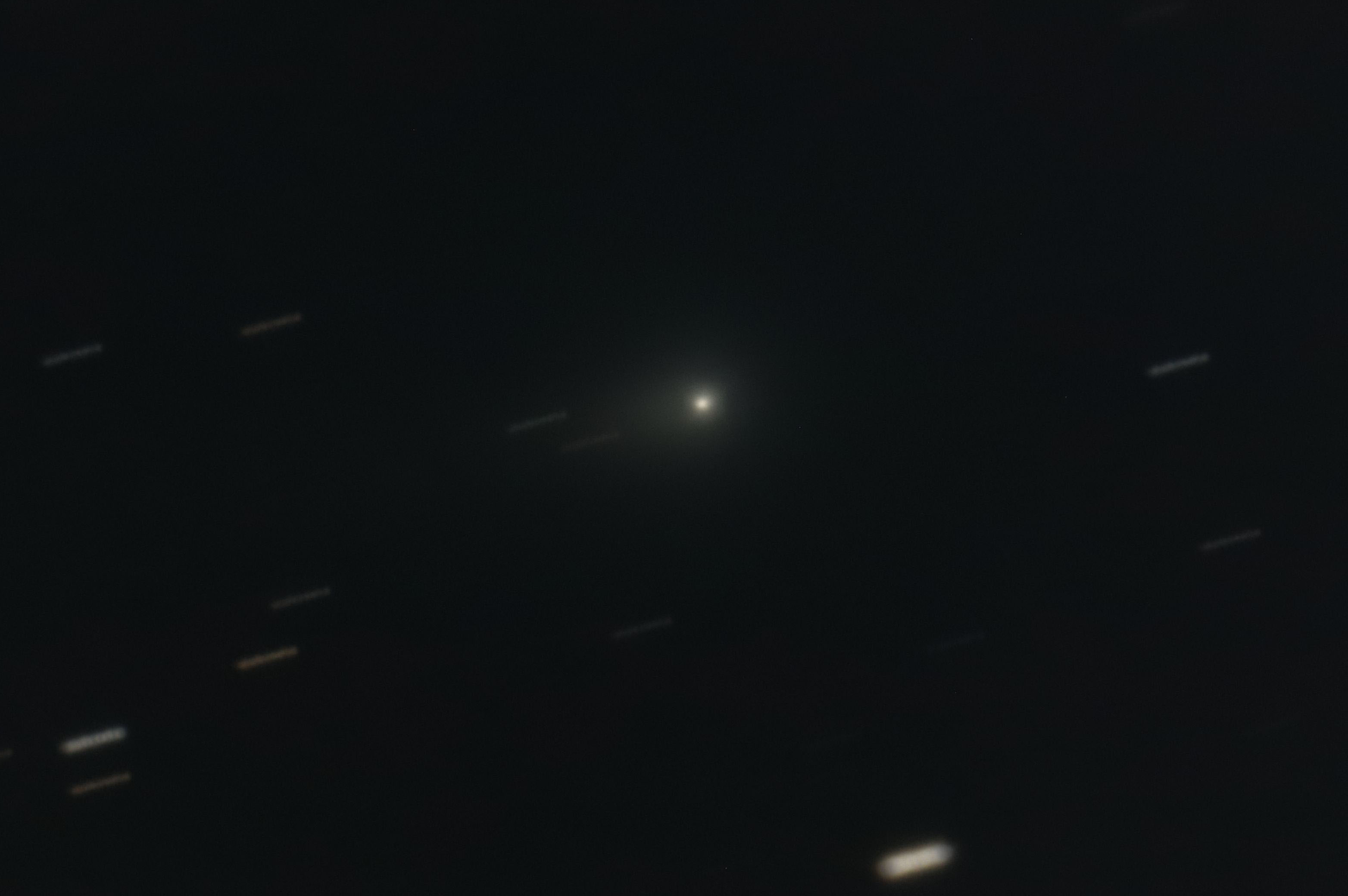 �w3I �A�g���X�x(2025�N12��19��)